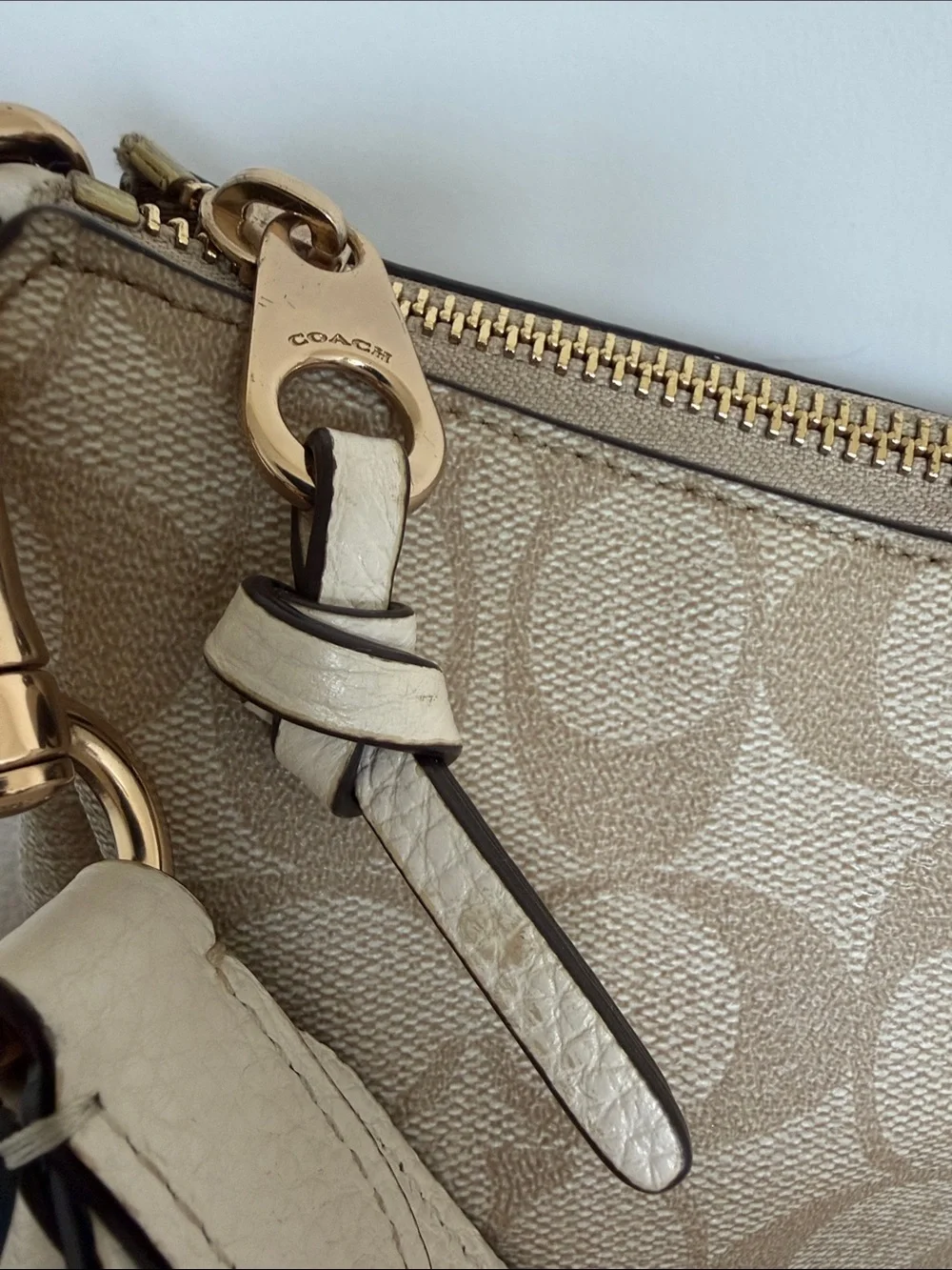 Coach C1523 Signature Jacquard Convertible Hobo Shoulder Crossbody Bag